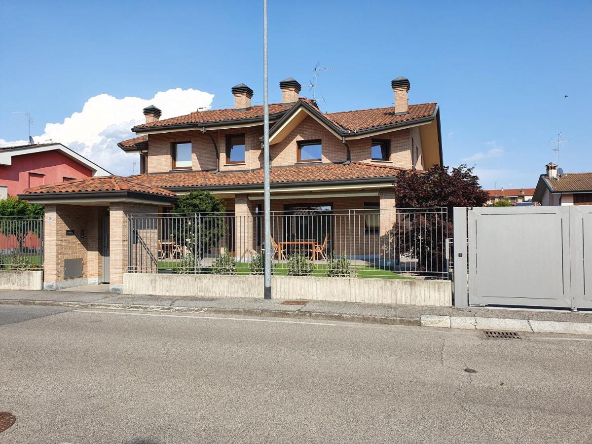 B&B Casa Sara Cassano dʼAdda Εξωτερικό φωτογραφία