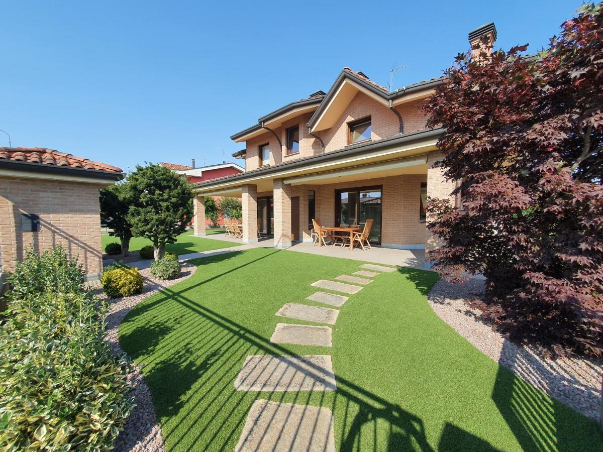 B&B Casa Sara Cassano dʼAdda Εξωτερικό φωτογραφία