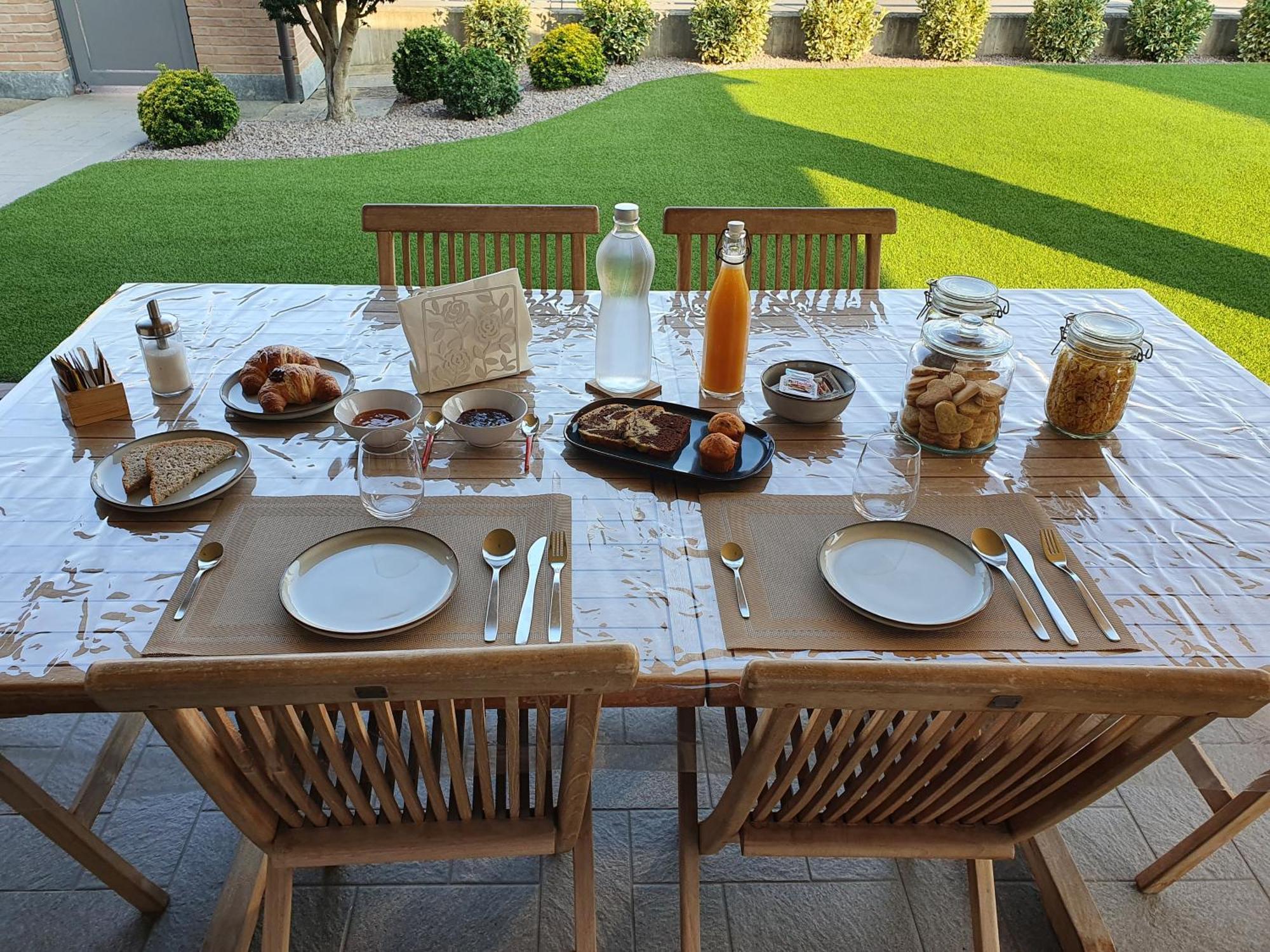 B&B Casa Sara Cassano dʼAdda Εξωτερικό φωτογραφία